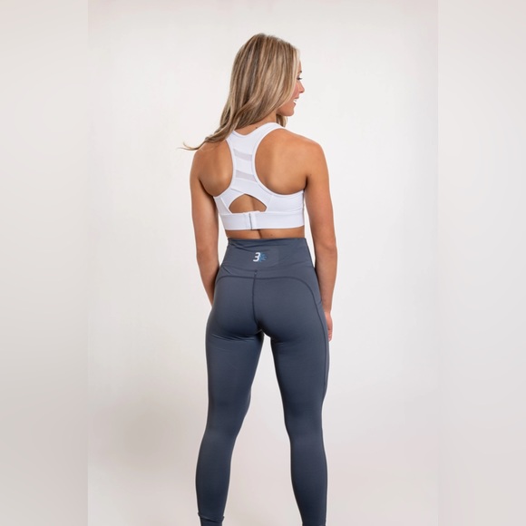 Women’s pocket leggings. 6 colors available. S-XXL - Picture 4 of 7